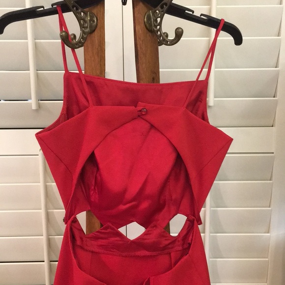 Cherry red formal dress - Picture 3 of 5